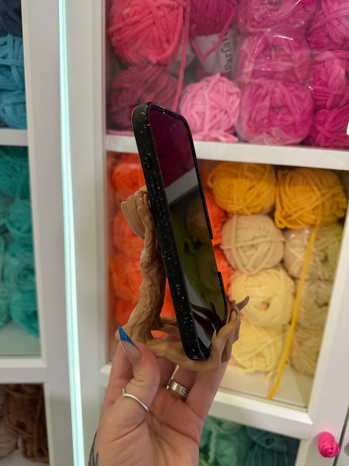 Groot phone stand