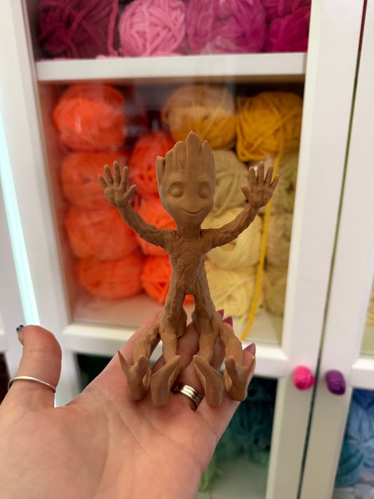 Groot phone stand